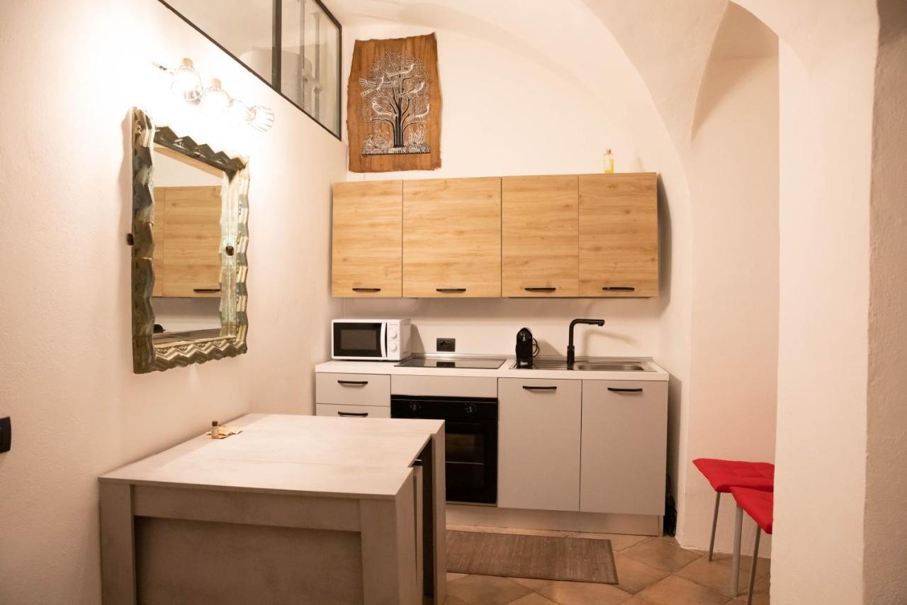 Appartamenti In Centro Storico A 15 Min Dal Lago D'Iseo - Free Wi-Fi - Ac Pallazzolo sullʼOglio Exterior foto