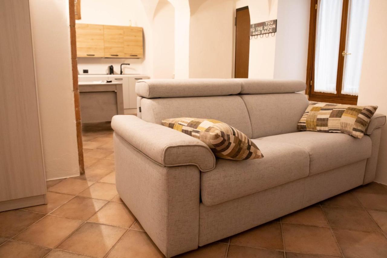 Appartamenti In Centro Storico A 15 Min Dal Lago D'Iseo - Free Wi-Fi - Ac Pallazzolo sullʼOglio Exterior foto