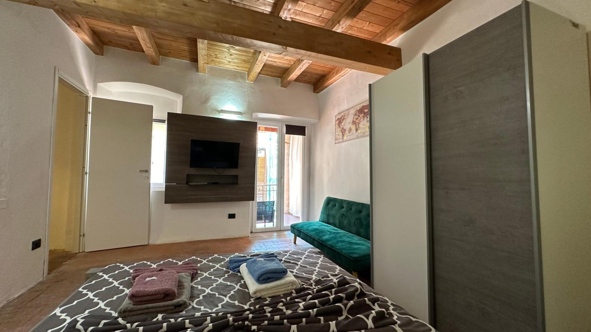 Appartamenti In Centro Storico A 15 Min Dal Lago D'Iseo - Free Wi-Fi - Ac Pallazzolo sullʼOglio Exterior foto