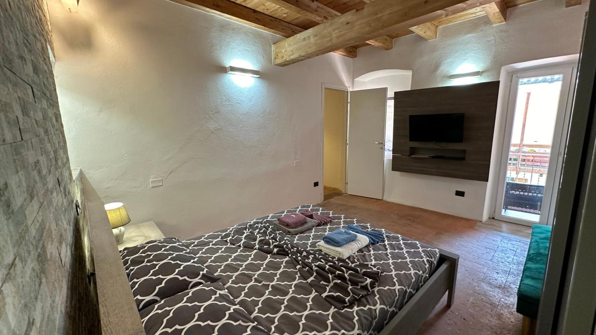 Appartamenti In Centro Storico A 15 Min Dal Lago D'Iseo - Free Wi-Fi - Ac Pallazzolo sullʼOglio Exterior foto