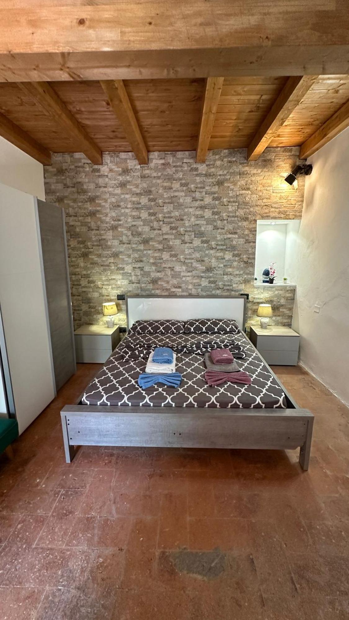 Appartamenti In Centro Storico A 15 Min Dal Lago D'Iseo - Free Wi-Fi - Ac Pallazzolo sullʼOglio Exterior foto